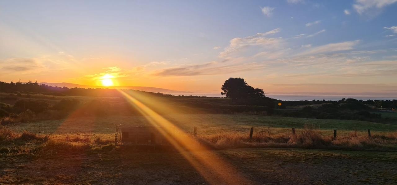 Rarakau Lodge Tuatapere ภายนอก รูปภาพ